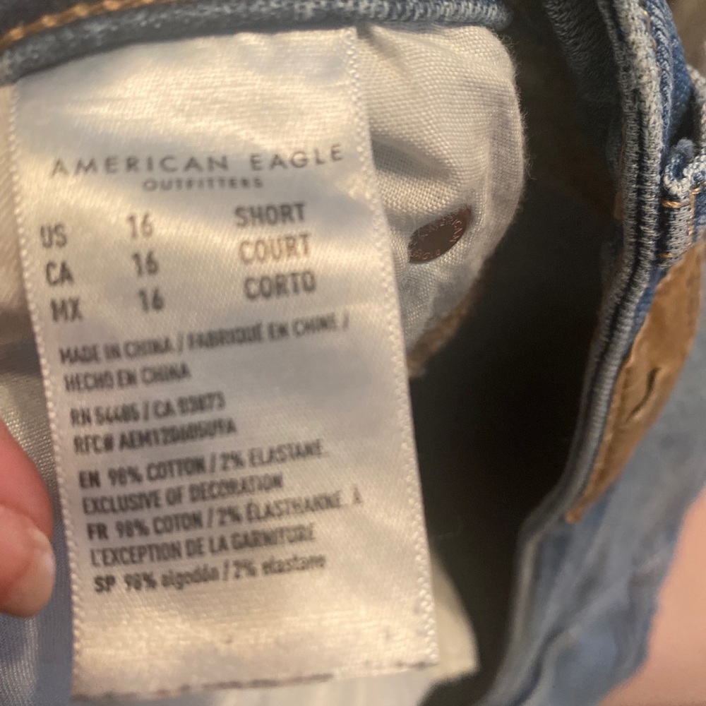 Woman’s size 16 American eagle jegging